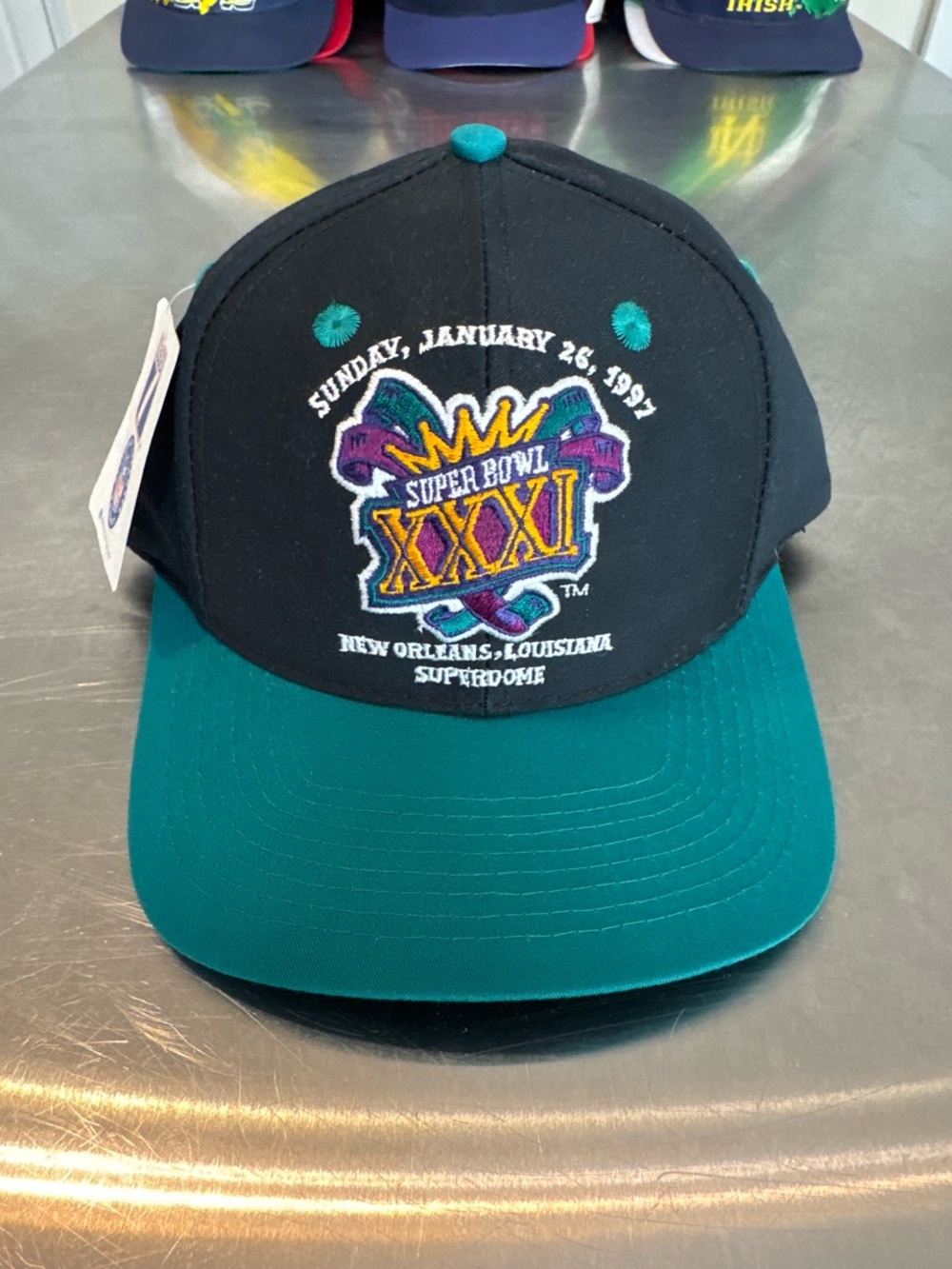 Vintage 1997 SuperBowl XXXI New Orleans Louisiana Superdome NFL Hat